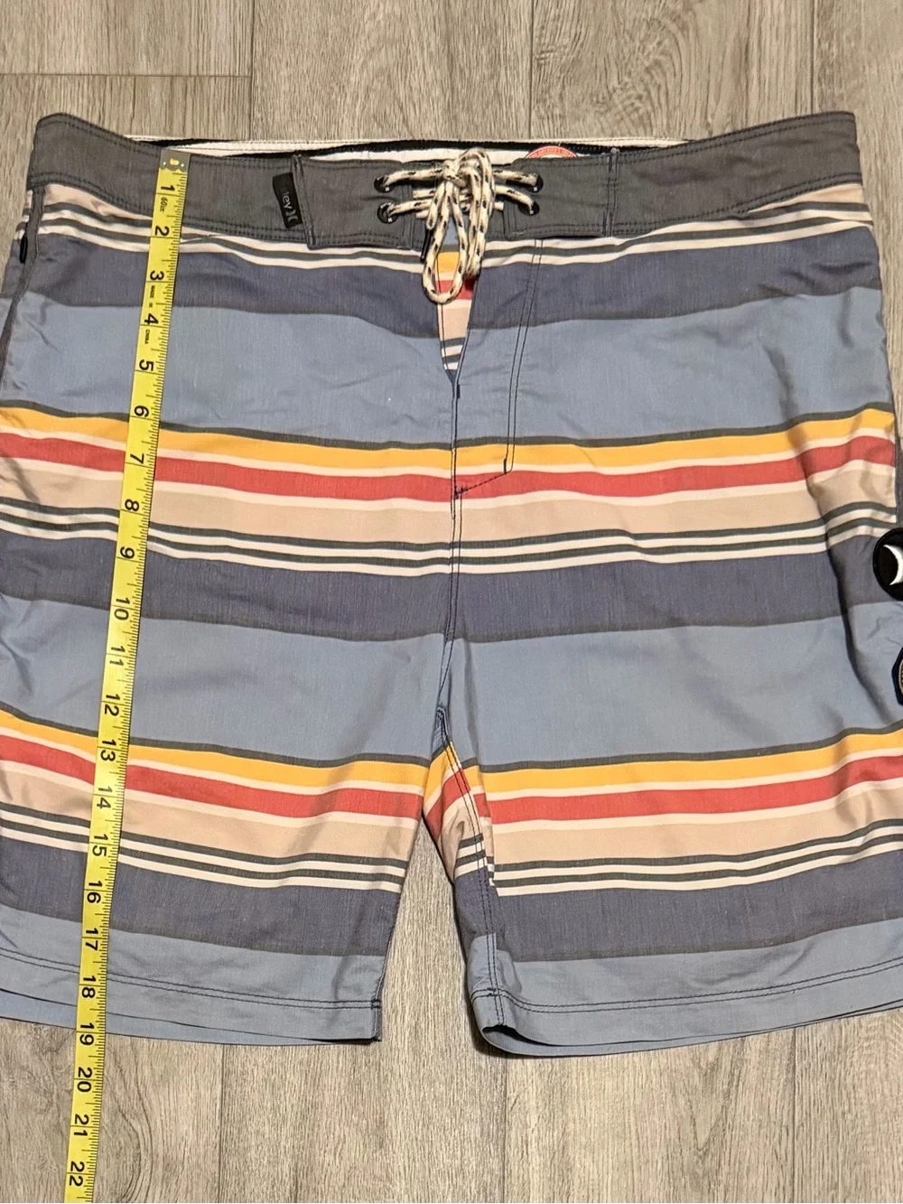 Hurley x Pendleton Men’s Size 32 Blue National Park Yosemite Board Shorts